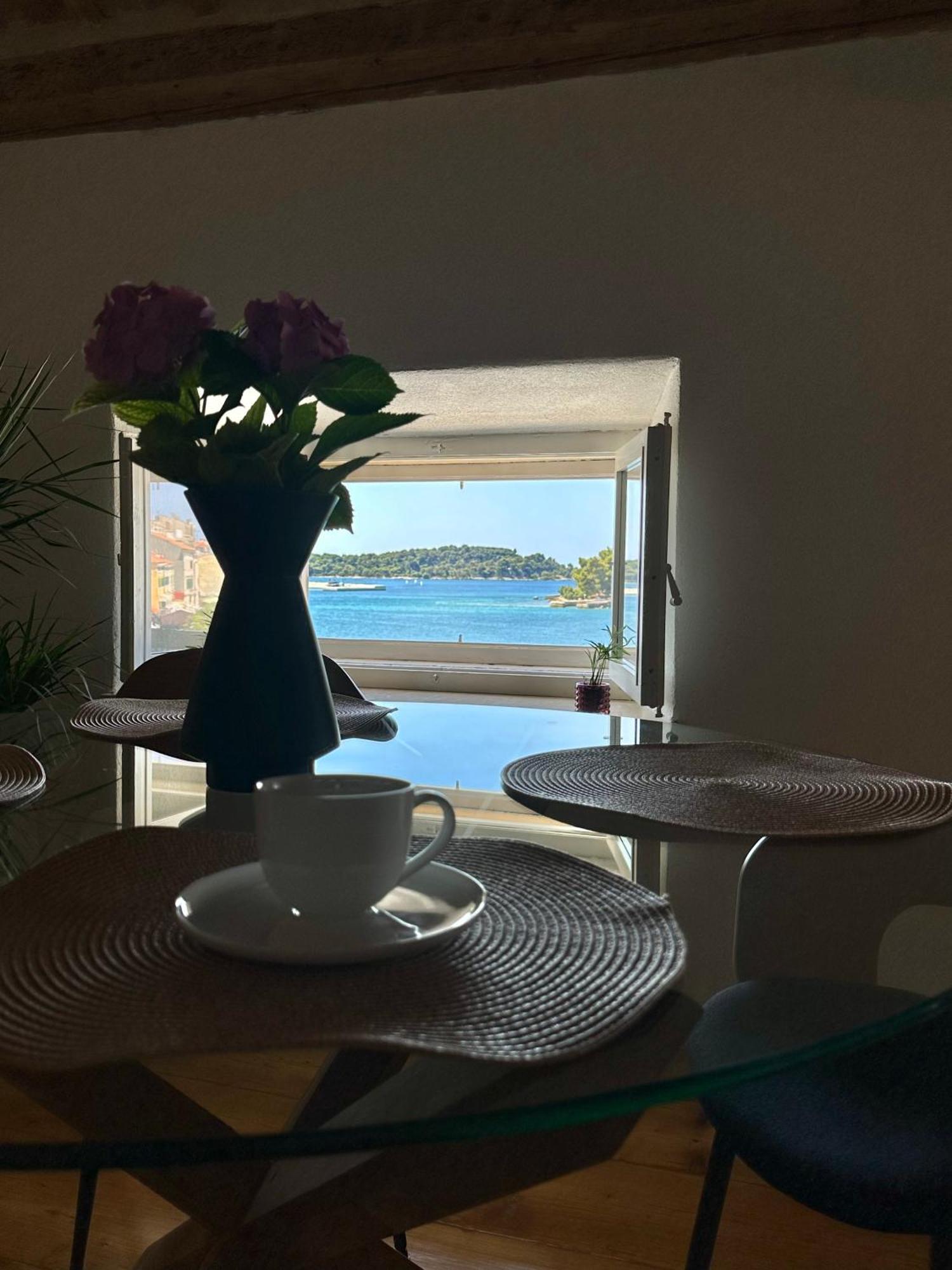 Apartment Luka Rovinj Bagian luar foto
